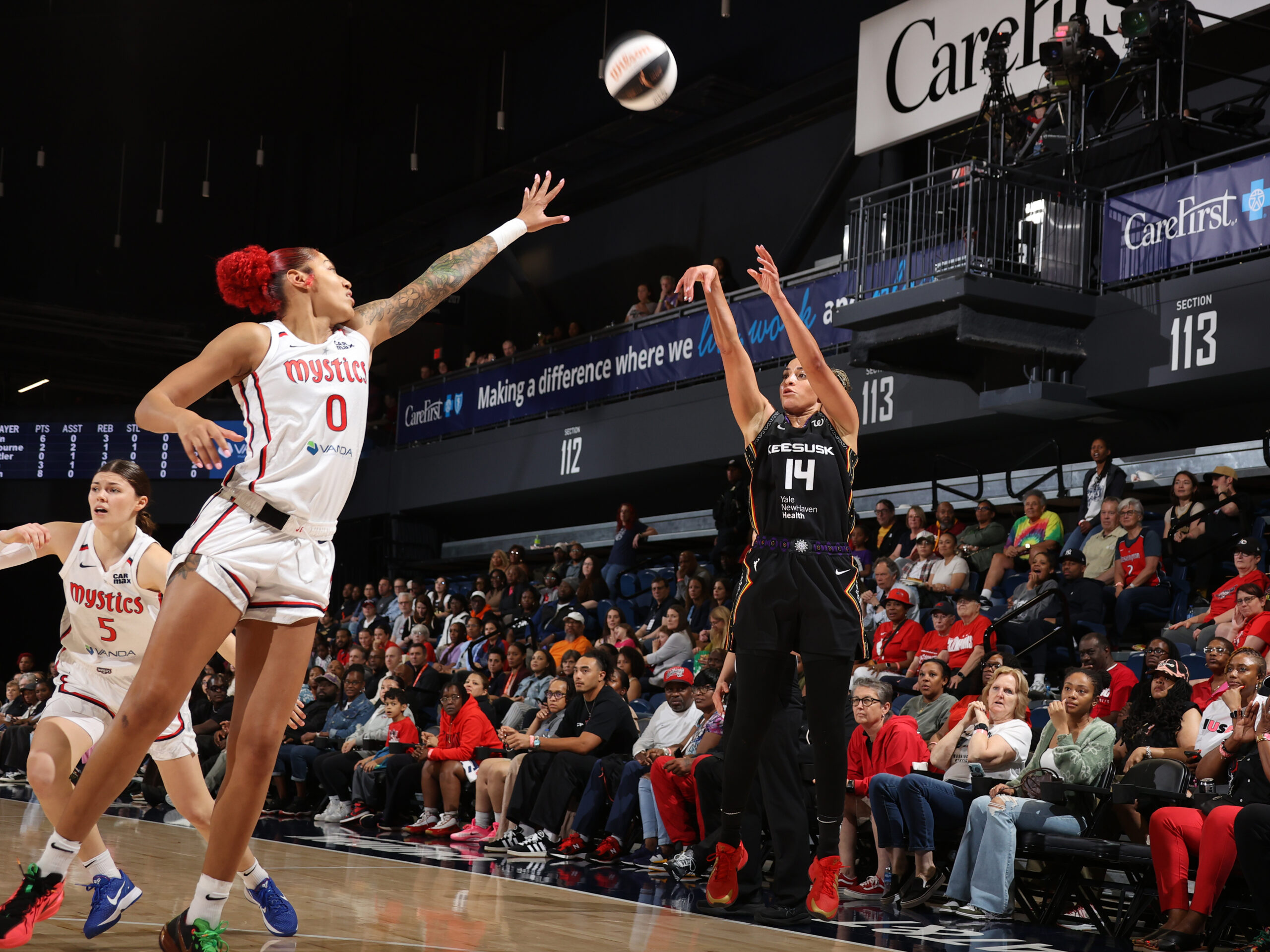 Connecticut Takes on Washington Tuesday Night